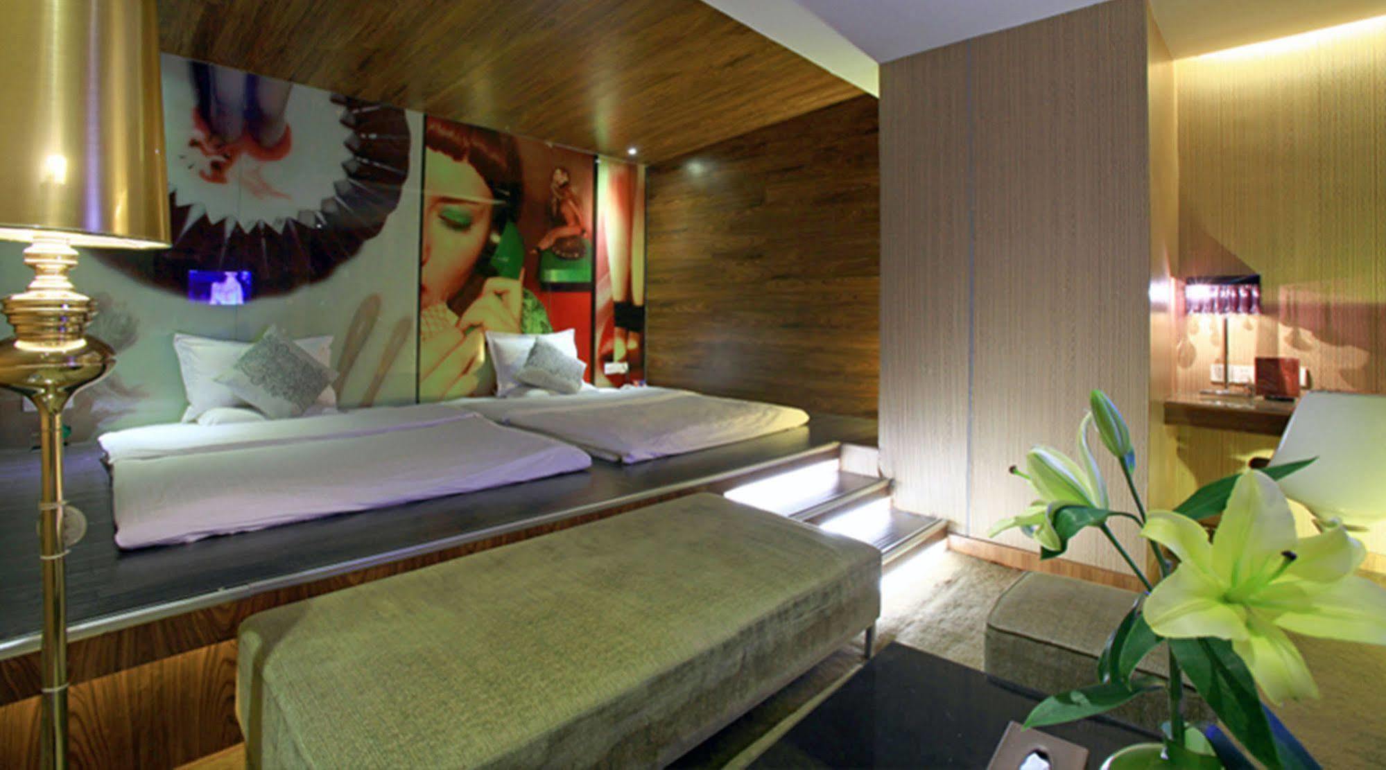 Vision Fashion Hotel Шънджън Екстериор снимка